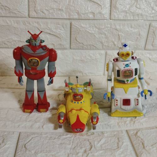 全新原裝懷舊玩具SAN 20世紀末來防衛隊03,04,05號公仔模型 包1套3盒