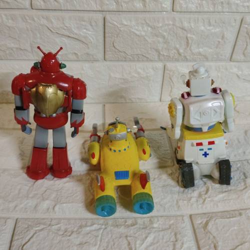 全新原裝懷舊玩具SAN 20世紀末來防衛隊03,04,05號公仔模型 包1套3盒