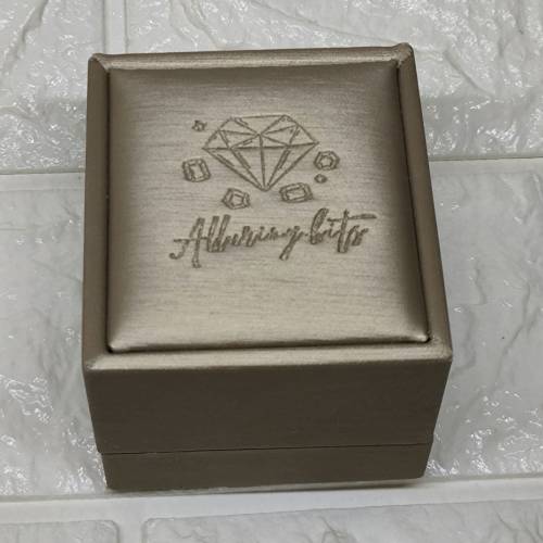 全新原裝金色皇冠寶石開口戒指