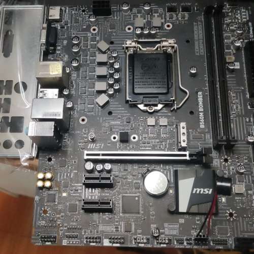 B560M BOMBER MATX主版 (正版Window11Pro) Socket 1200 支援第10代及第11代 處理器