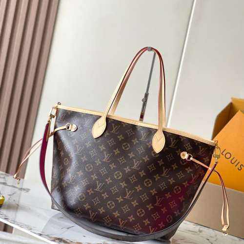 Neverfull Bandouliere Inside Out GM手袋