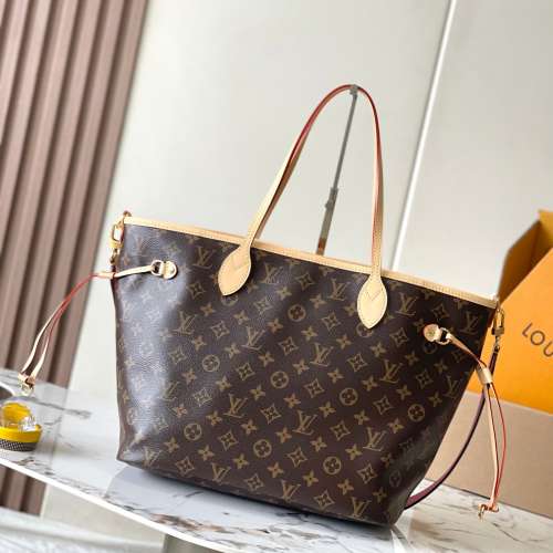 Neverfull Bandouliere Inside Out GM手袋