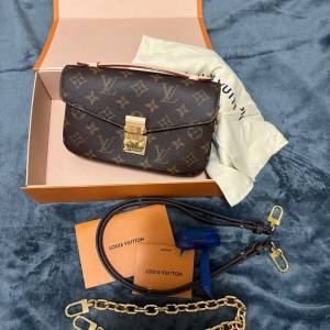 Louis vuitton Pochette metis手袋