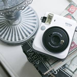 Fujifilm Instax Mini 70 即影即有相機