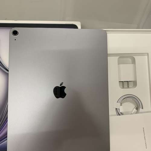 US iPad Air 7th Gen (2025 M3) 13-inch WiFi 256GB Space Gray, 未激活