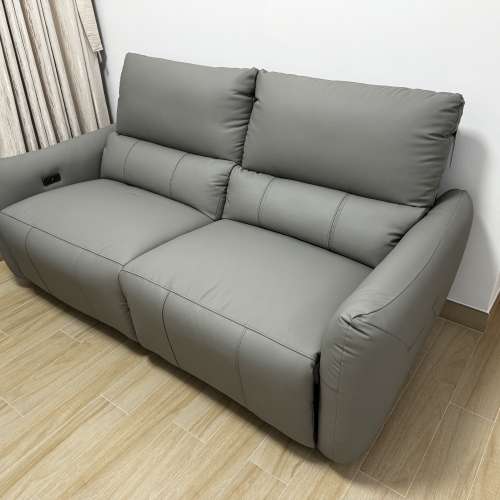 全新芝華仕三座位功能性電動雙彈鉸真皮梳化