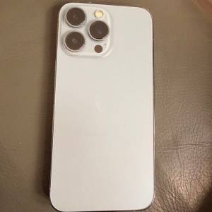 Apple iPhone 13 Pro 天峰藍色