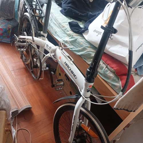 20 吋    白色 Hachiko 摺車