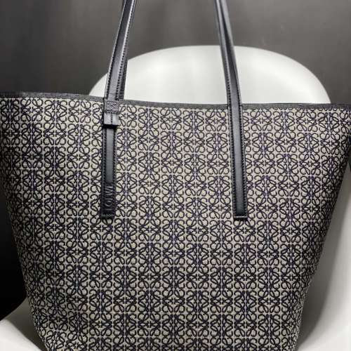 Loewe Anagram T tote2022 秋冬托特包