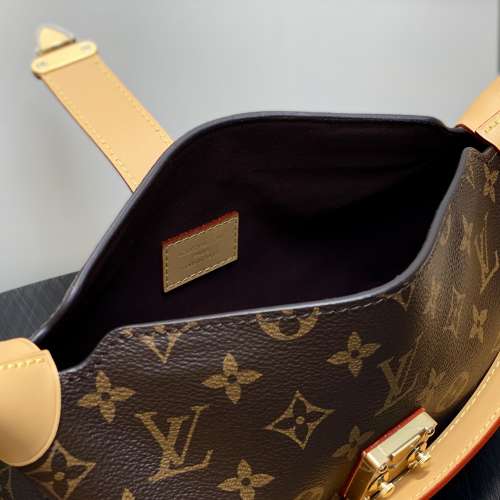 M26191老花 復古腋下包