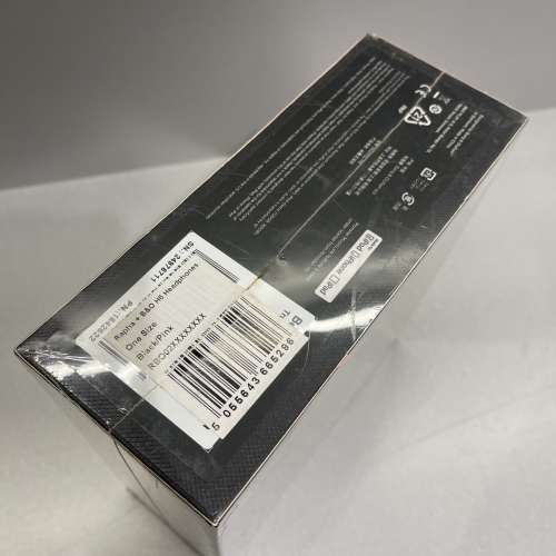 Rapha X B&O Beoplay H6 headphone