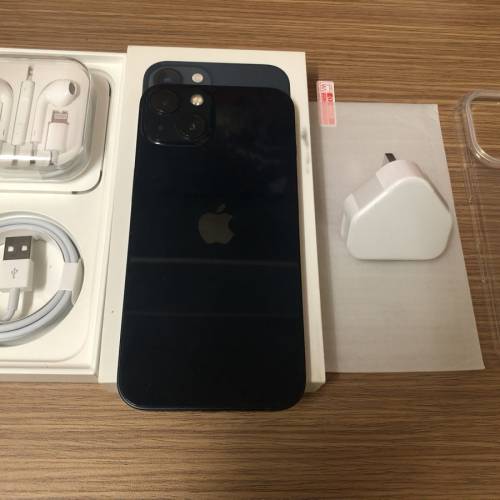 Black - Full set 96% new iPhone 13 256GB battery 100% one month warranty