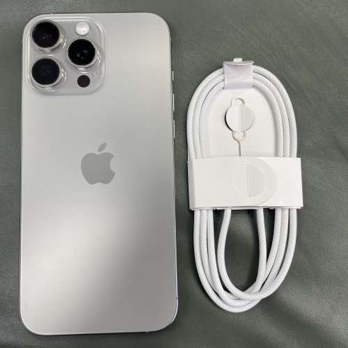 99%New iPhone 16 Pro Max 256GB 原色 蘋果保養至2026年8月22日 電池效能100% 香港...