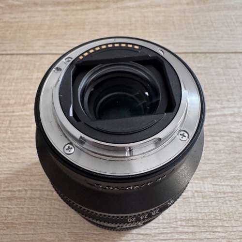 Sony FE20-70 F/4 G lens