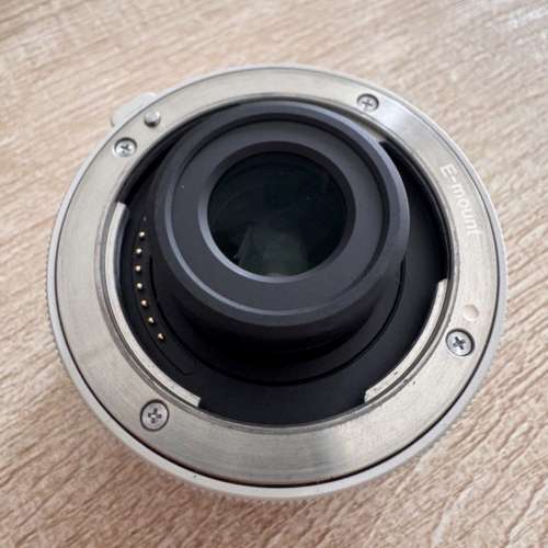 Sony SEL20TC 2X 增距鏡