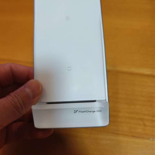 Vivo 50w 無線充電座