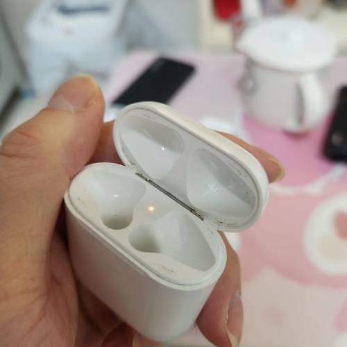 原裝行貨Airpods2代 充電盒