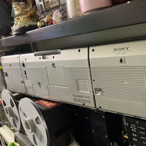 SONY  CFS-88S 大型4波段4喇叭收錄音機