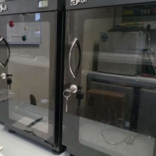 A Magic 電子防潮櫃 40升 LCD單屏顯示 存放攝影器材 相機 鏡頭 海味 藥材