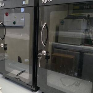 A Magic 電子防潮櫃 40升 LCD單屏顯示 存放攝影器材 相機 鏡頭 海味 藥材