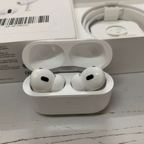 99%New Apple AirPods Pro 2 MagSafe Case (USB-C) MTJV3 保到4-7-2026