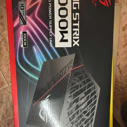 華碩 ASUS ROG STRIX 1000W金牌全模組電源 原廠線材未拆封 另外配一套鍍銀藍色模組線