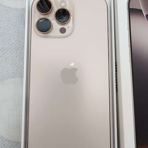 99.9%新iPhone 16 pro max 256GB