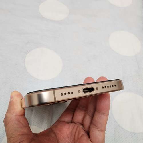 99.9%新iPhone 16 pro max 256GB