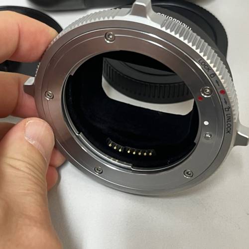 Metabones EF &mdash; RF adapter