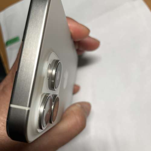 99%new 港行iphone15  pro 256gb  battery health 85%