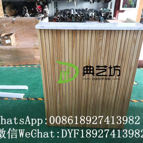 餐廳前台櫃相片，收銀櫃，抽屜儲物櫃，茶水櫃，餐廳不規則櫃子，訂造櫃子，櫃子相片...