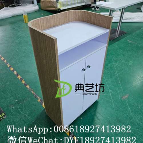 餐廳前台櫃相片，收銀櫃，抽屜儲物櫃，茶水櫃，餐廳不規則櫃子，訂造櫃子，櫃子相片...