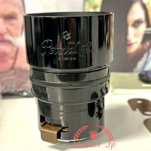 99.8% NEW Lomography Lomogon Petzval 58 Bokeh Control Art Lens Nikon F Black