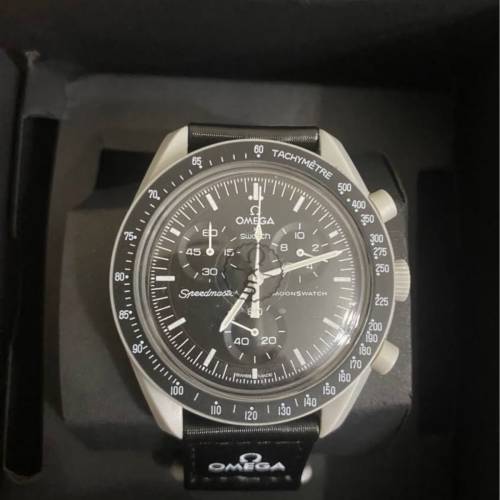 Omega x Swatch 手錶