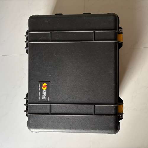 Pelican 1560 黑色箱 有trepak 分隔及mesh lid organiser