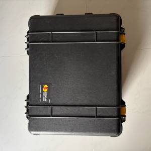 Pelican 1560 黑色箱 有trepak 分隔及mesh lid organiser