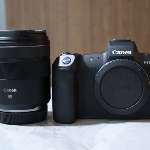 Canon EOS R + RF 85mm F/2 Macro IS STM