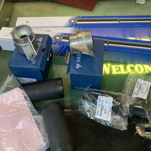 更換 避震；鬆糕膠；塵冚 塔頂 修理 杯士 搖臂 軚尺