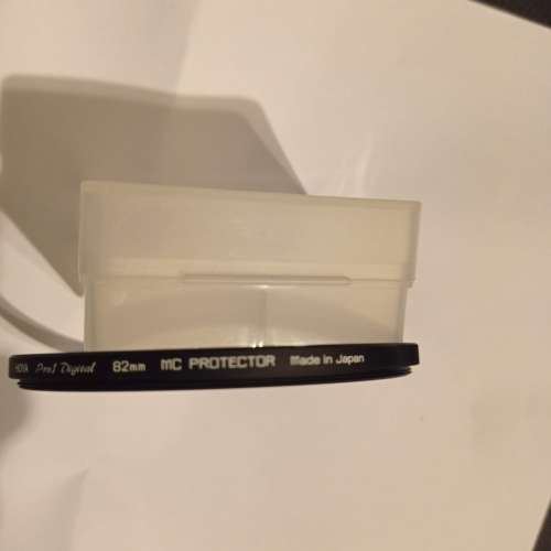 Hoya 82mm Pro1 , Kenko 77mm Pro 1 , Hoya 67mm HMC Filter