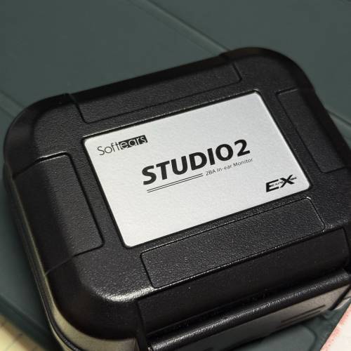 Softears Studio2 兩動鐵耳機