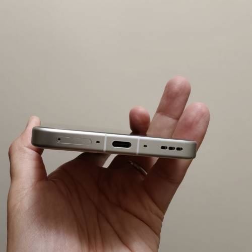 出售國行白色512GB Oppo Find x8 Ultra