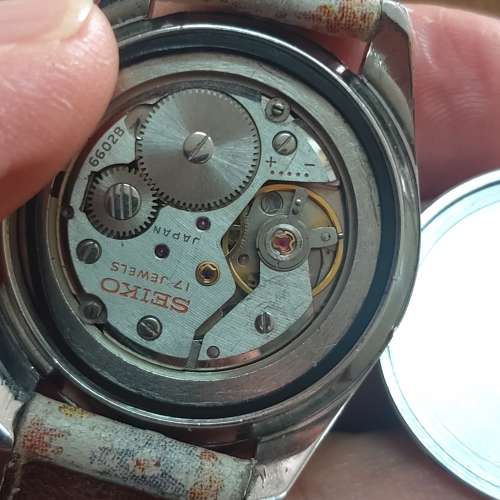 1967年產waterproof精工6602-7020膠面上鏈