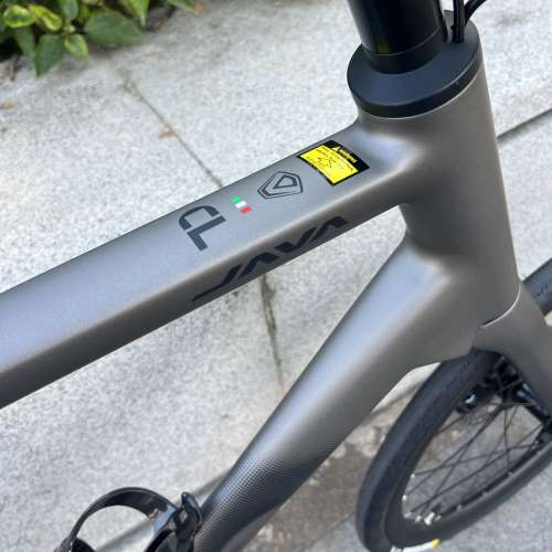 2025 全新款 JAVA CL2 7速 桶軸碟剎碳前叉20吋451 鋁合金小輪徑車 送水架前後蛙燈叮叮