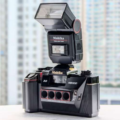 Nishika N8000 3D相機 + Twin Light 3000 閃光燈 + 機套 (新淨齊盒)
