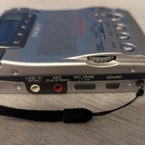 Sony / 索尼 Portable MD Player / Recorder MZ-B100