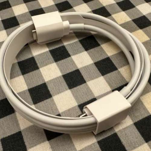 市場罕有 Apple Magic Keyboard 2 with Numeric 鍵盤 碳黑色 行貨 99%新 只開封檢查...