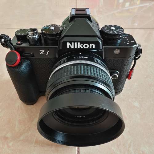 Nikon ZF+ 40mm 2/f SE