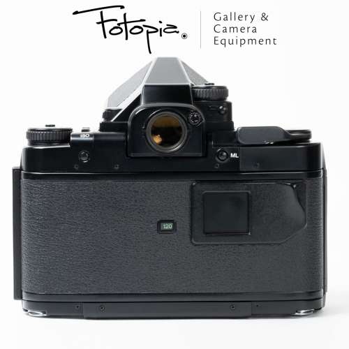 || Pentax 67 II Body Only (Camera was full CLA in Japan) ||