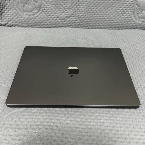 Macbook Pro 16" M3 Pro 2023年512GB SSD Space Gray 18GB RAM 電池健康值100% 幾乎...