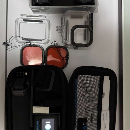 GoPro Hero 11 套裝加配件 連潛水殼